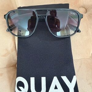 Brand New Quay Unisex Sunglasses